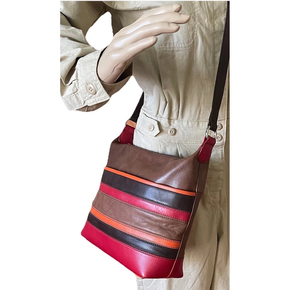 ILI New York Leather Crossbody Bag Multicolor Striped‎ Shoulder Adjustable EUC